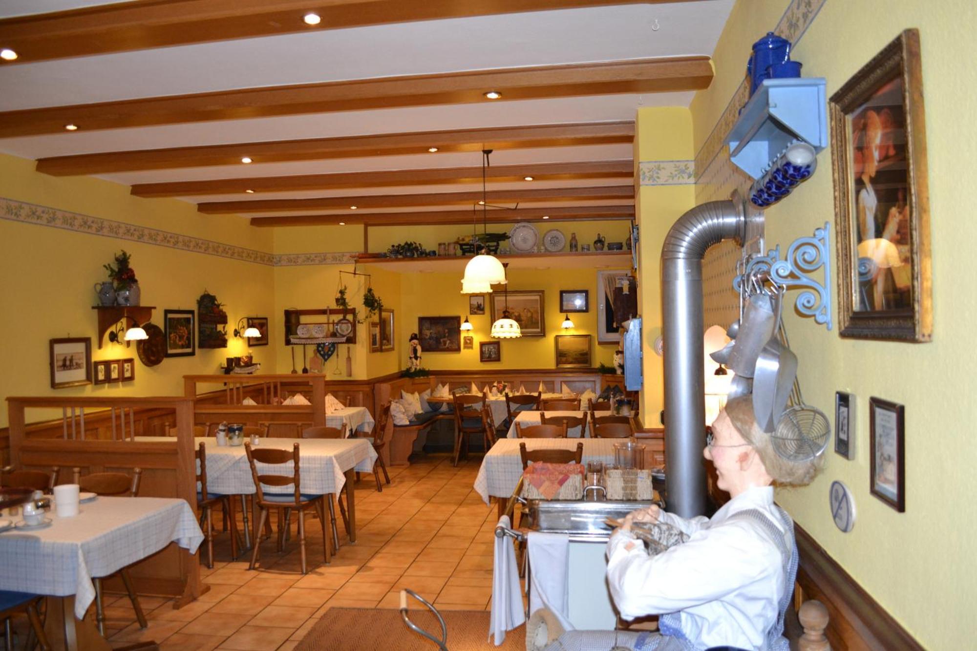 Hotel Gasthof Roedertor Rothenburg ob der Tauber Exterior photo